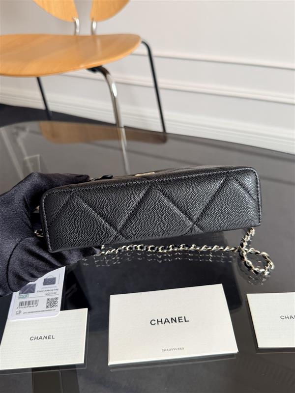 2026127214535957 560